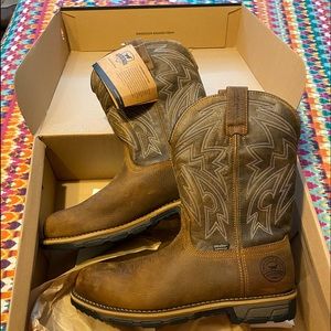 Red Wings mens size 11.5 steel toe boots.